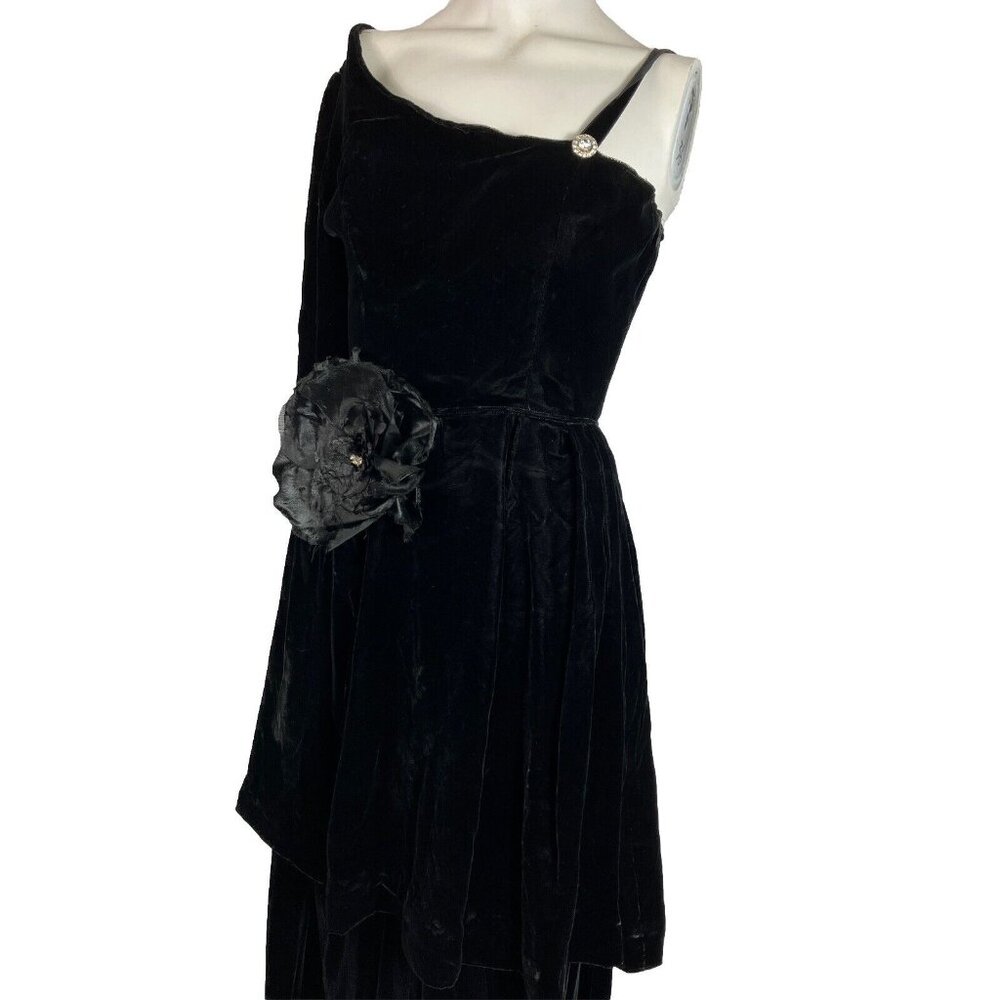 SEXY 40s 50s Strapy Shoulder + Full Sleeve Velvet Cocktail Dress Gown One Peplum - Picture 2 of 6